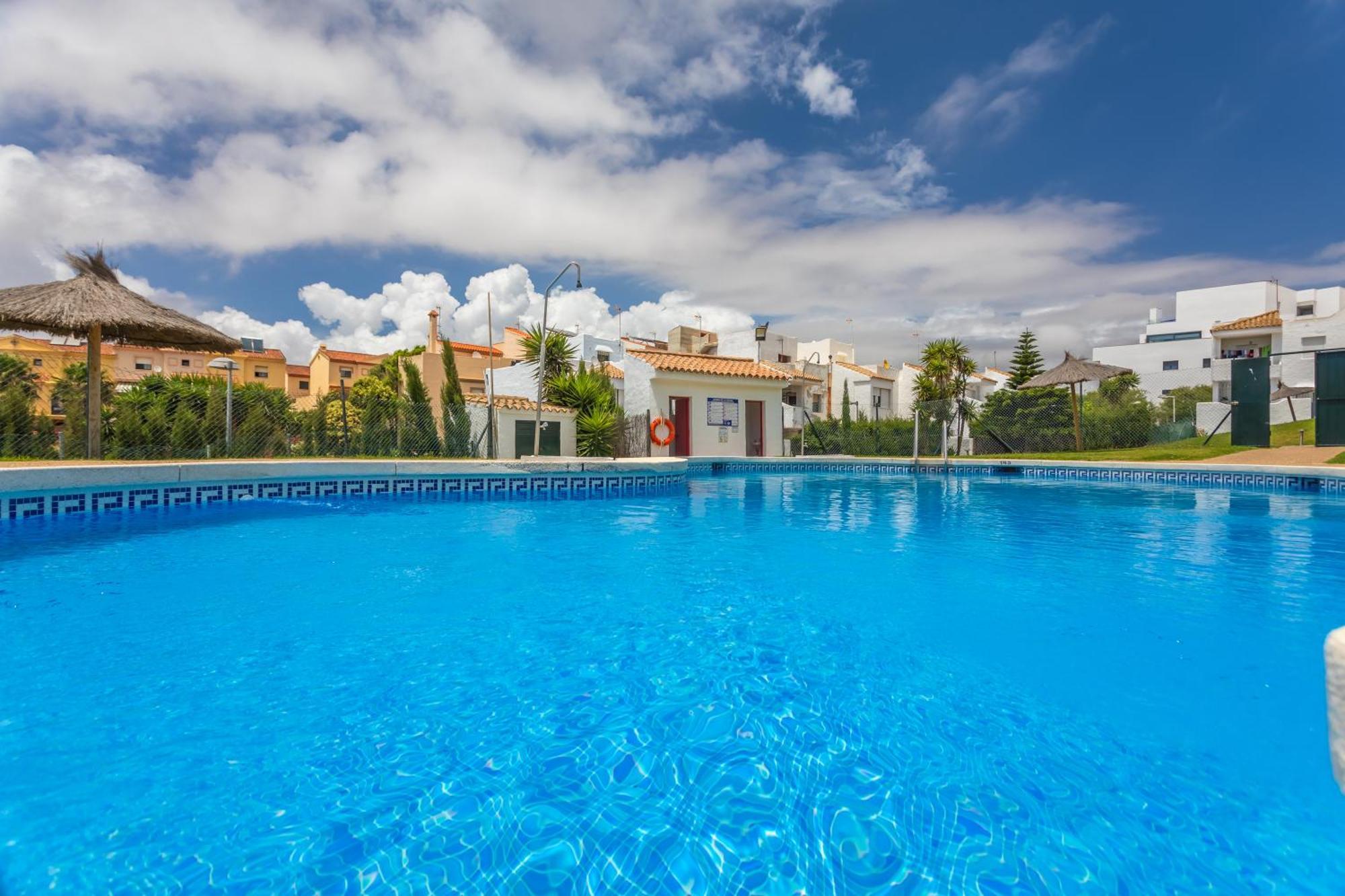 Apartment Espectacular Adosado - Patio, Piscina & Office Tarifa