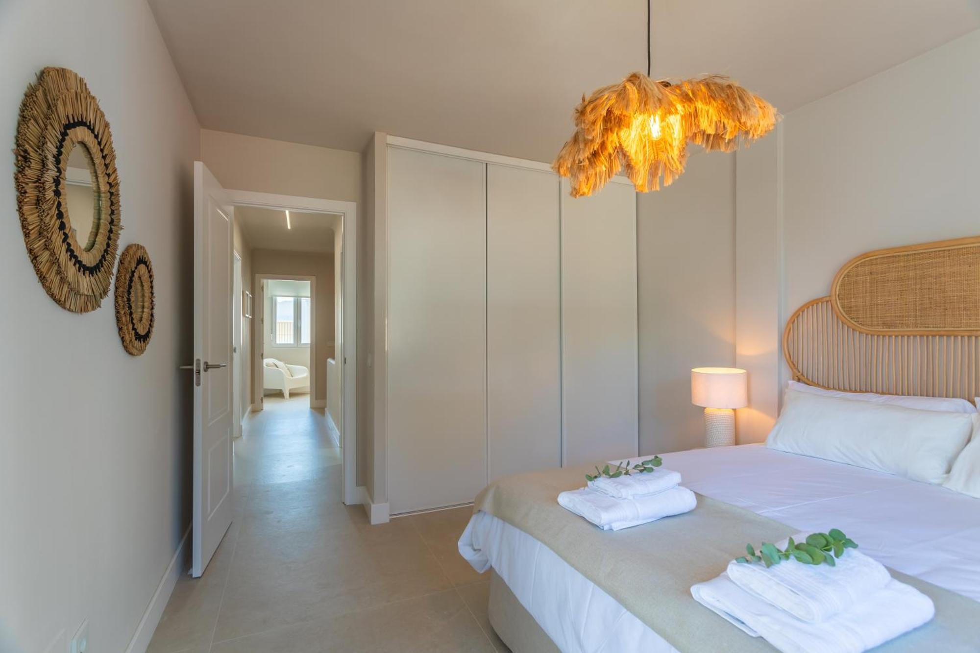Apartment Espectacular Adosado - Patio, Piscina & Office *